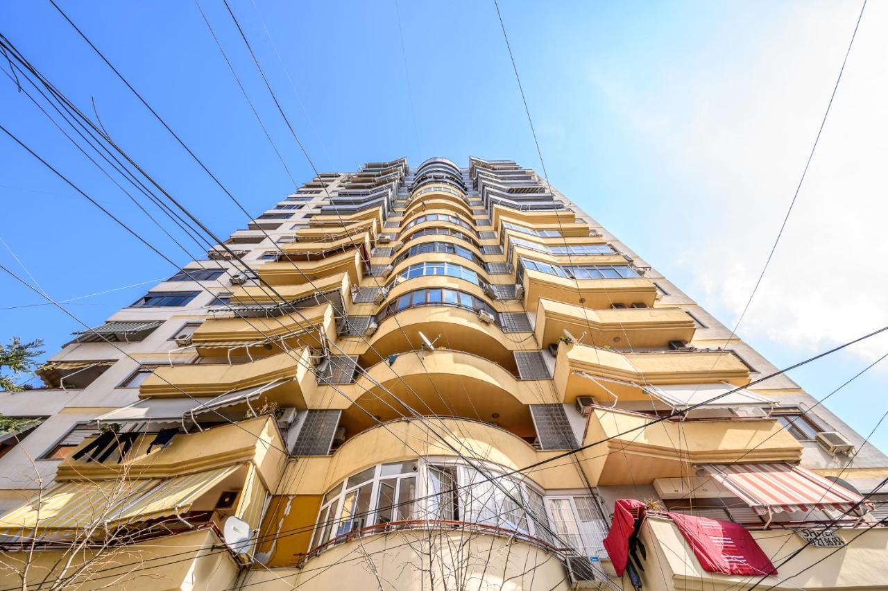 Miku Apartment-City Walk 1Bd Stylish Apartment Tirana Bagian luar foto